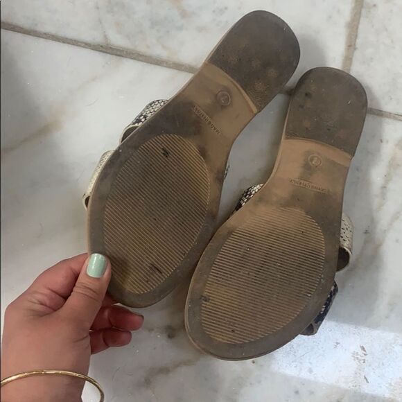 Snake print slides - Picture 5 of 5